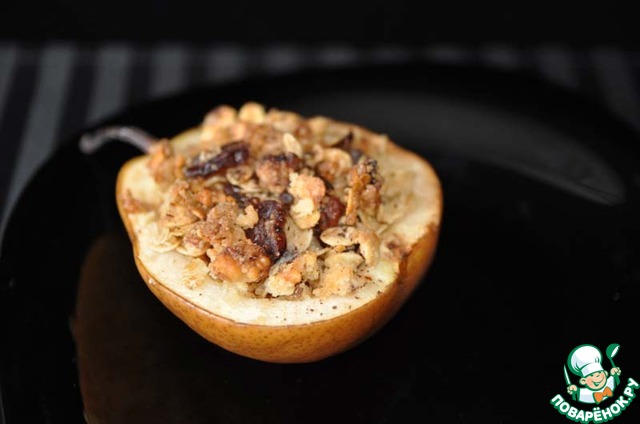 Baked pear with cranberries, in the style of 