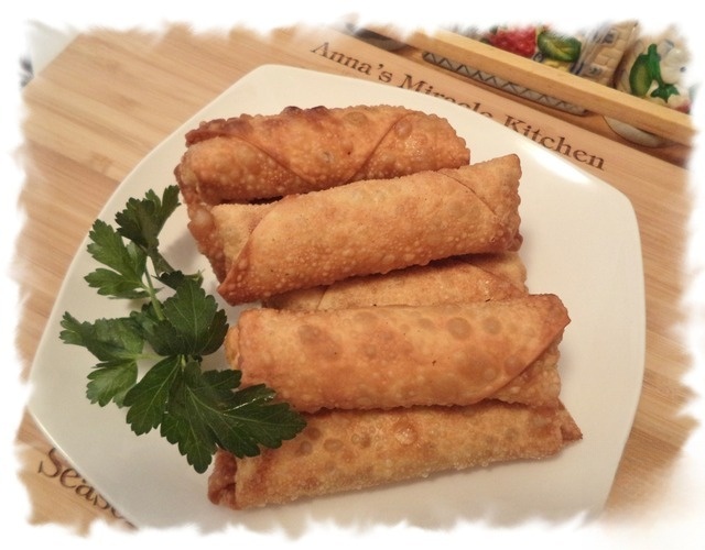 Crispy rolls with shrimp