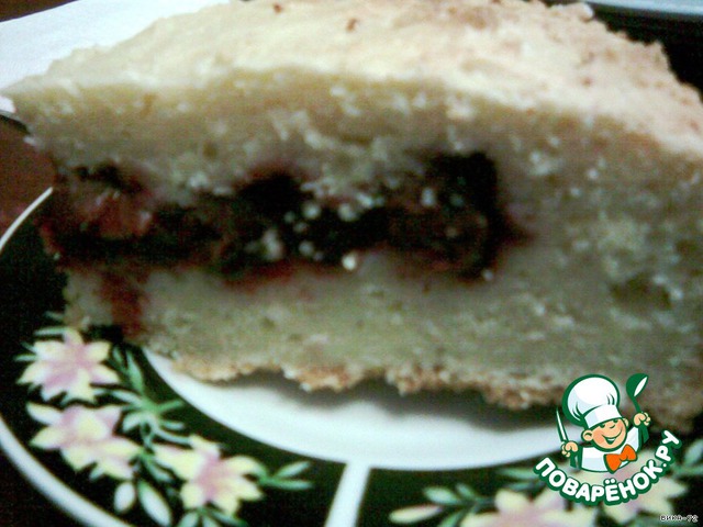 Cheesecake with cherries