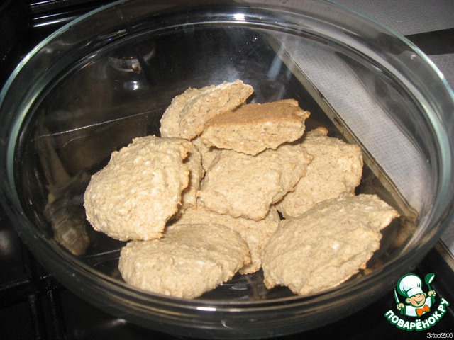 Coconut-oatmeal cookies in brine, vegetable