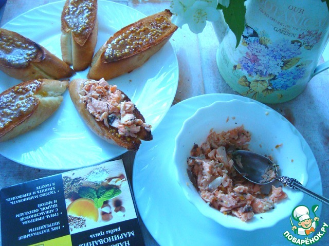 Бутерброды-гриль с сёмгой