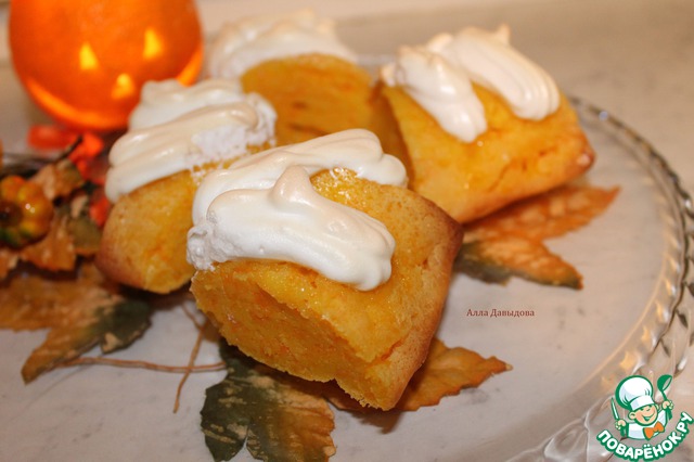 Pumpkin pie with meringue