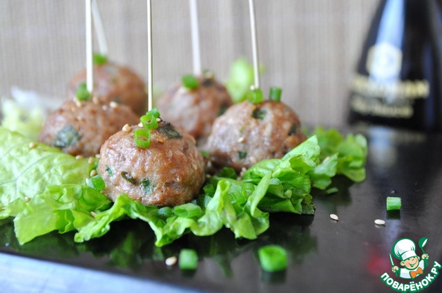 Meatballs in soy sauce