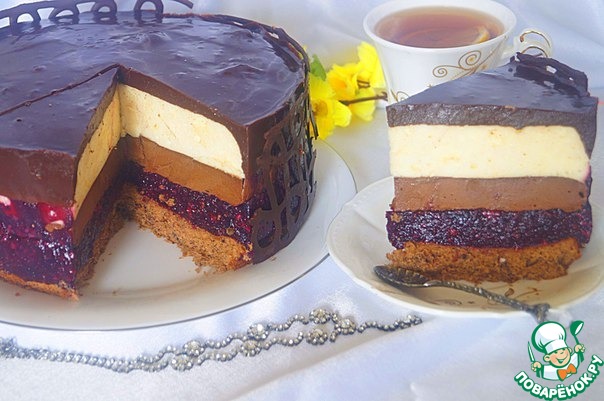 Cake Chocolate dreams with a berry layer