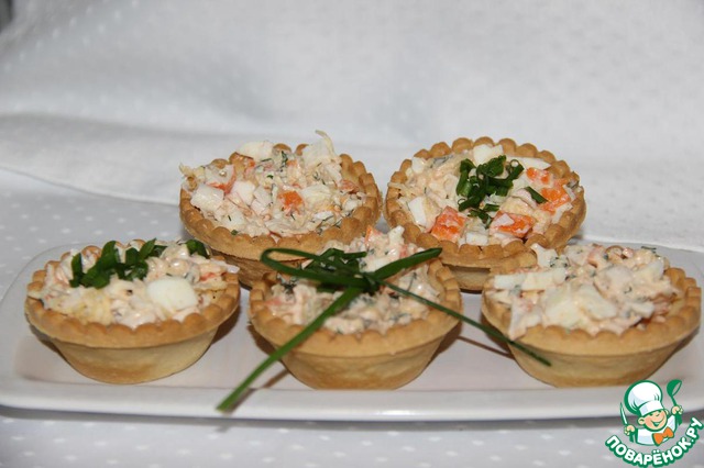 Тарталетки с крабовыми палочками