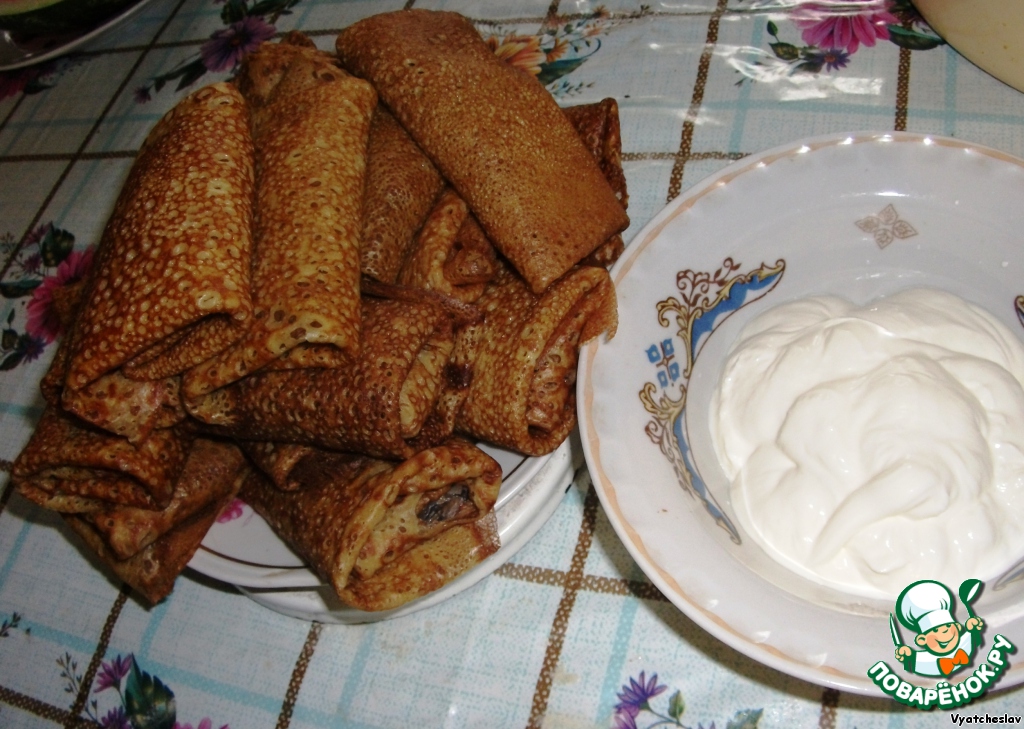 Slavic pancakes with mushrooms