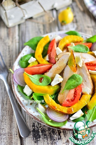 Chicken salad with baked pumpkin