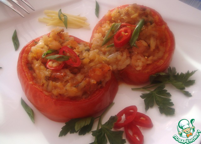 Запеченные помидоры с кокосовым рисом, чили перцем и имбирем 