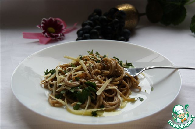 Spaghetti with balsamic vinegar