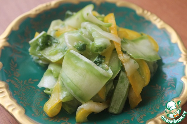 Закуска из свежих кабачков