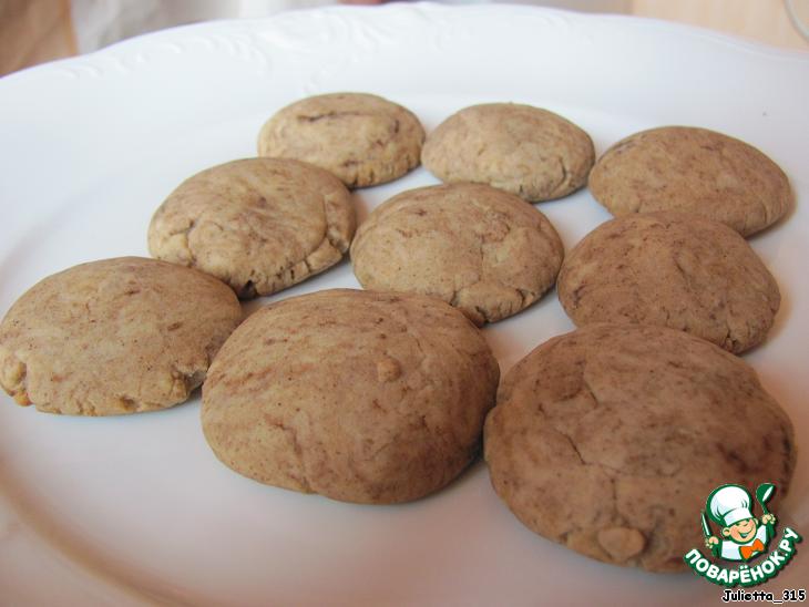 Honey cookies with cinnamon