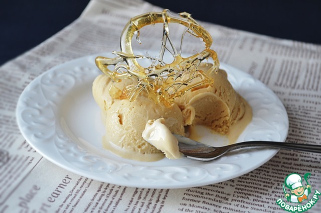 Ice cream with salty caramel