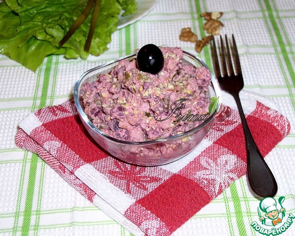 Салат из маринованных стрелок чеснока
