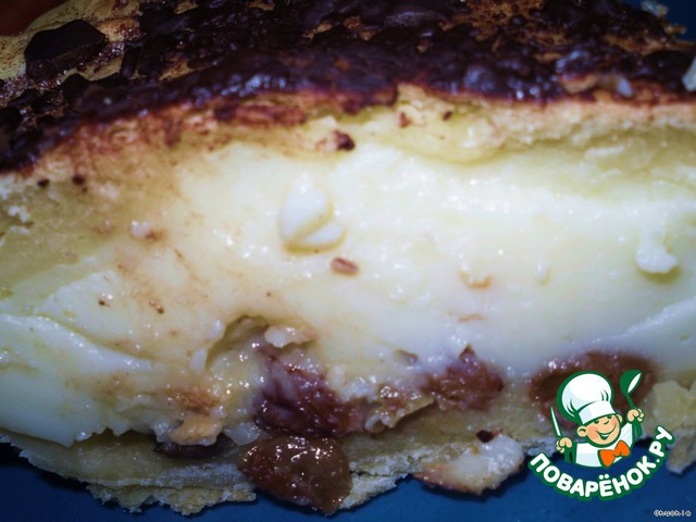 Pie with vanilla pudding