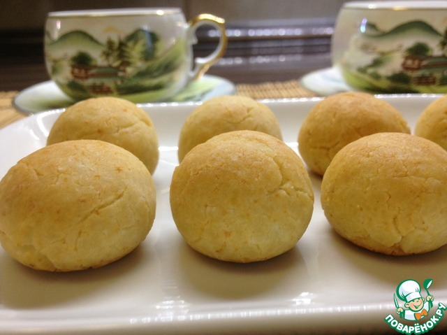 Cottage cheese and rice crackers