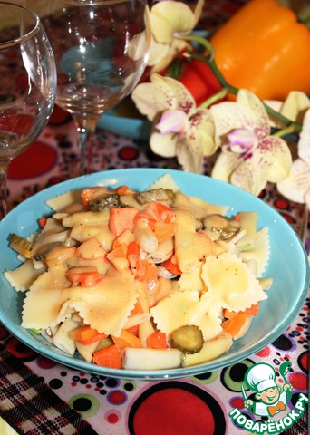 Salad with Farfalle and green beans