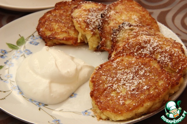 Apple pancakes with buckwheat flour