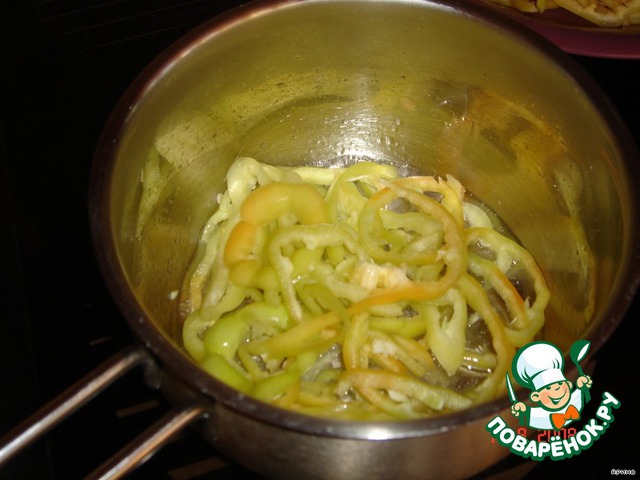 Салат из маринованых перцев