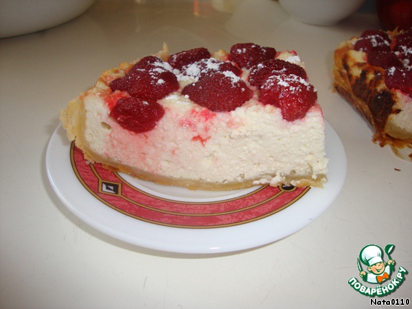 Strawberry cottage cheese cake