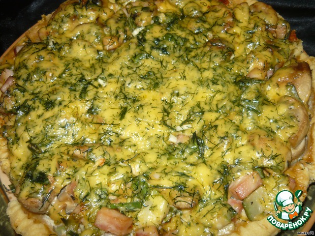 Ossetian pie with mushrooms
