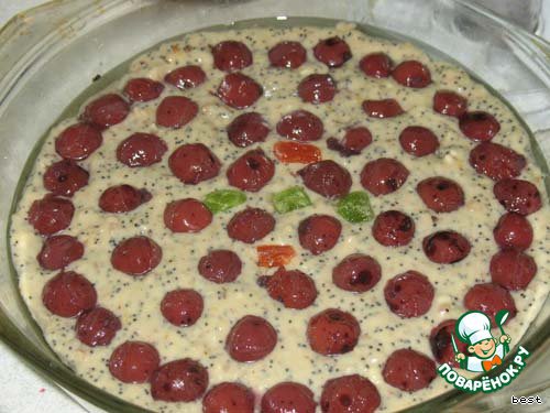 Poppy seed cake with cherries and sour cream