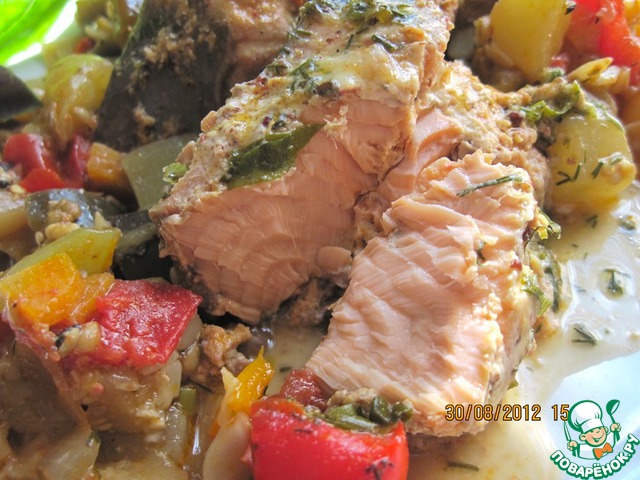 Salmon with summer vegetables