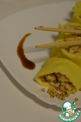 Egg roll with green buckwheat and ground beef