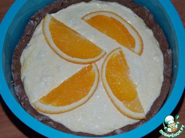 Chocolate cake with cream cheese and jam