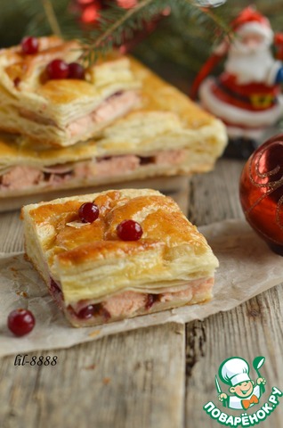 Layer cake with smoked salmon and cranberries