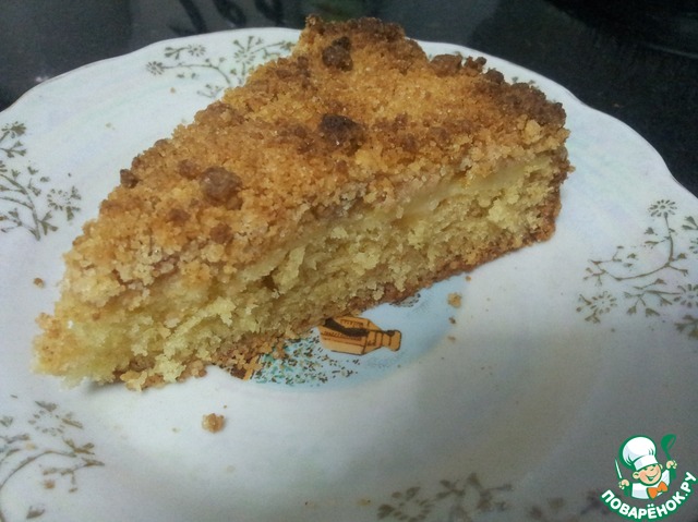 Apple pie with crumb
