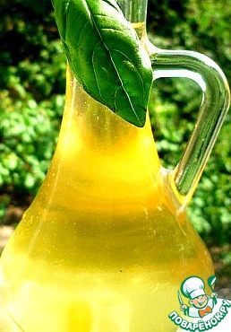 Aromatic syrup of Basil for the winter