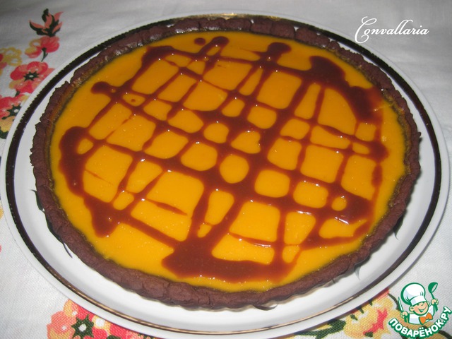 Chocolate-pumpkin tart