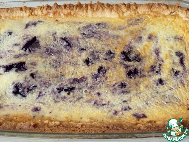 Tyrolean blueberry pie