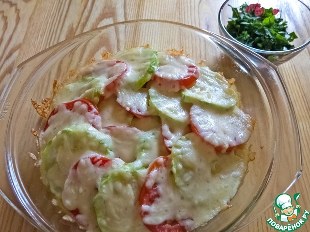 Casserole of millet flakes with vegetables and cheese