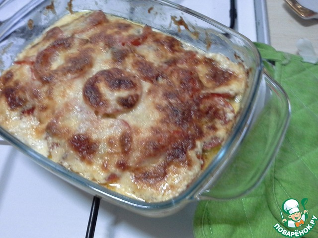 Juicy casserole of zucchini and tomatoes