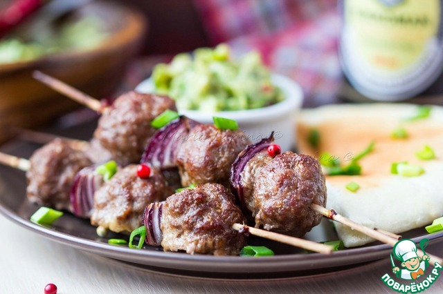 Kebab on skewers with guacamole