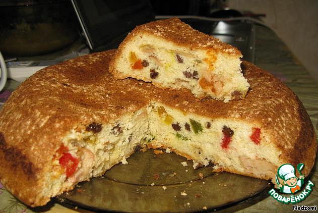 Sponge cake with fruit