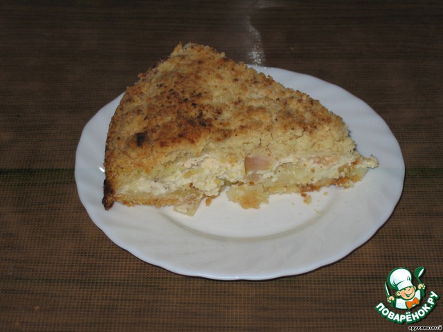 Pie with cottage cheese and apples
