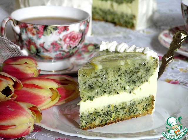 Lemon cake with spinach