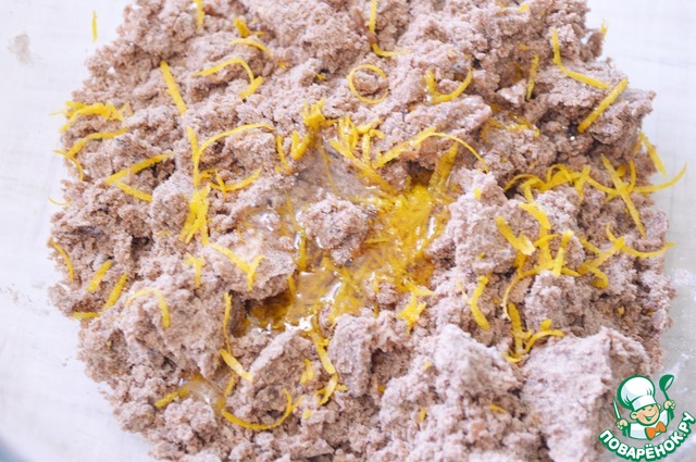 Шоколадное печенье с лимоном и лавандой