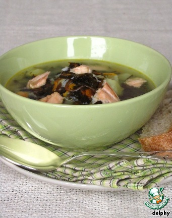 Fish soup with sea cabbage