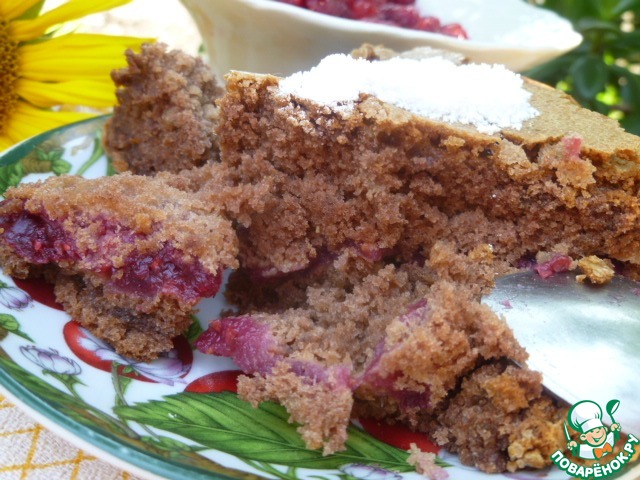Berry pie with a layer of 