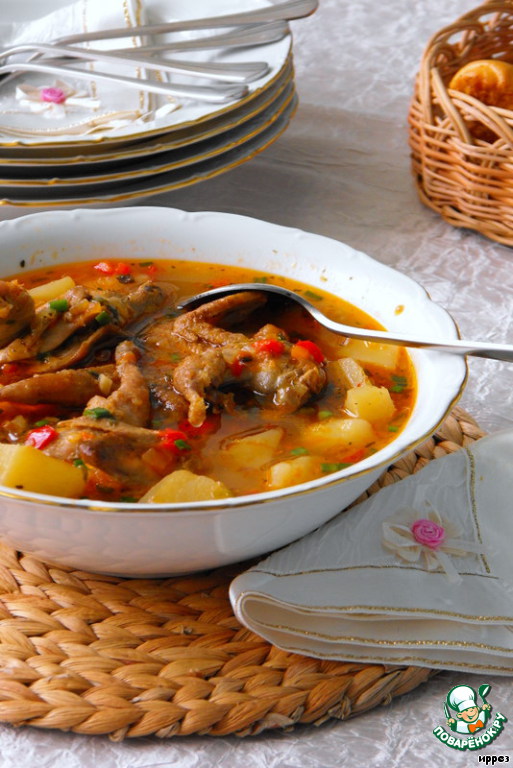 Quail in sauce with vegetables