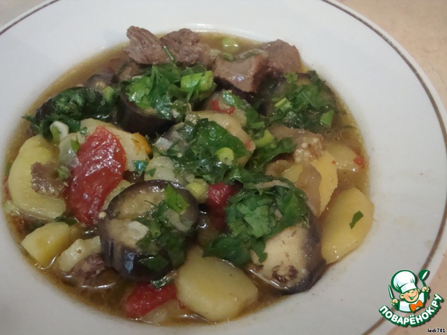 Eggplant stewed with meat