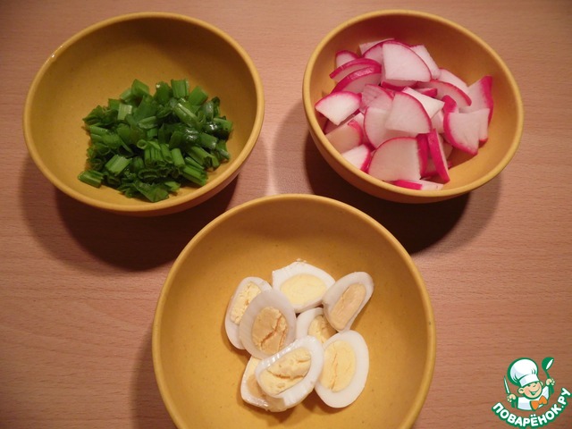 Salad with buckwheat and radishes