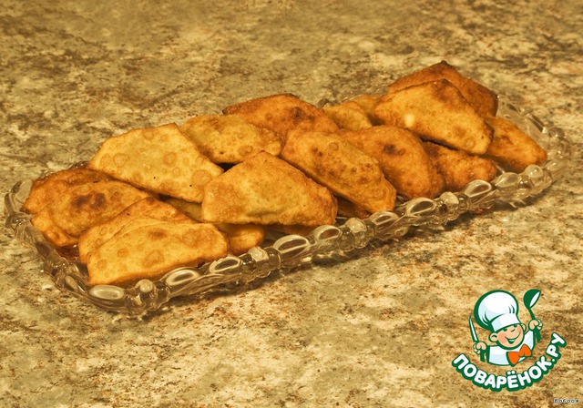 Pies with mushrooms and potatoes