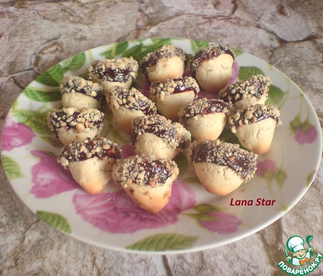 Cookies with chocolate frosting