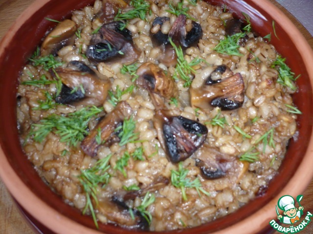 Barley with mushrooms