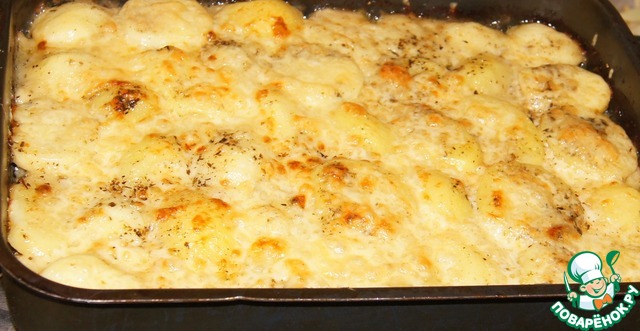 Fish casserole with potatoes