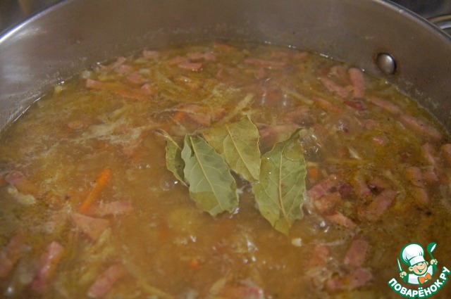 Soup with ham 